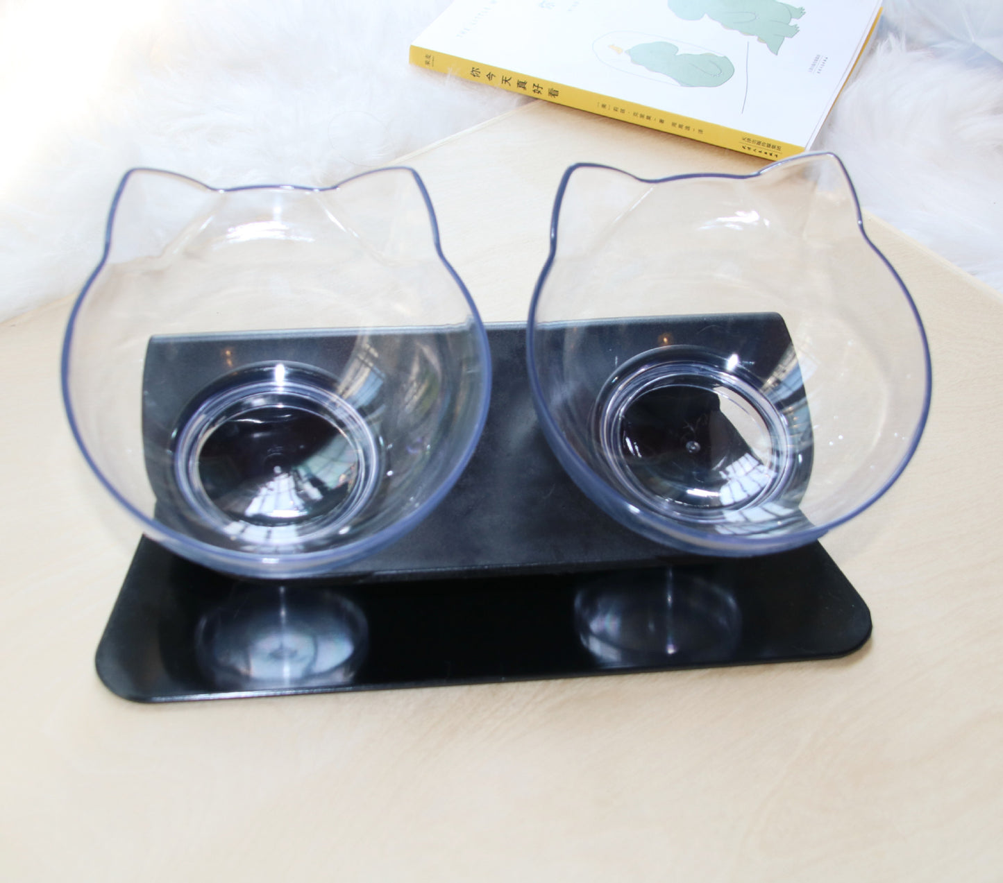 Orthopedic 15° Tilted Double Pet Feeder with Cat-Shaped Bowls